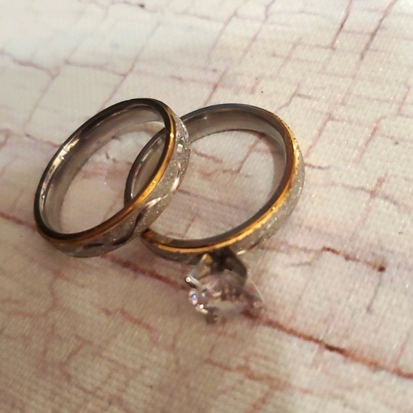 ♡Set Of Rings♡ - Picture 4 of 7